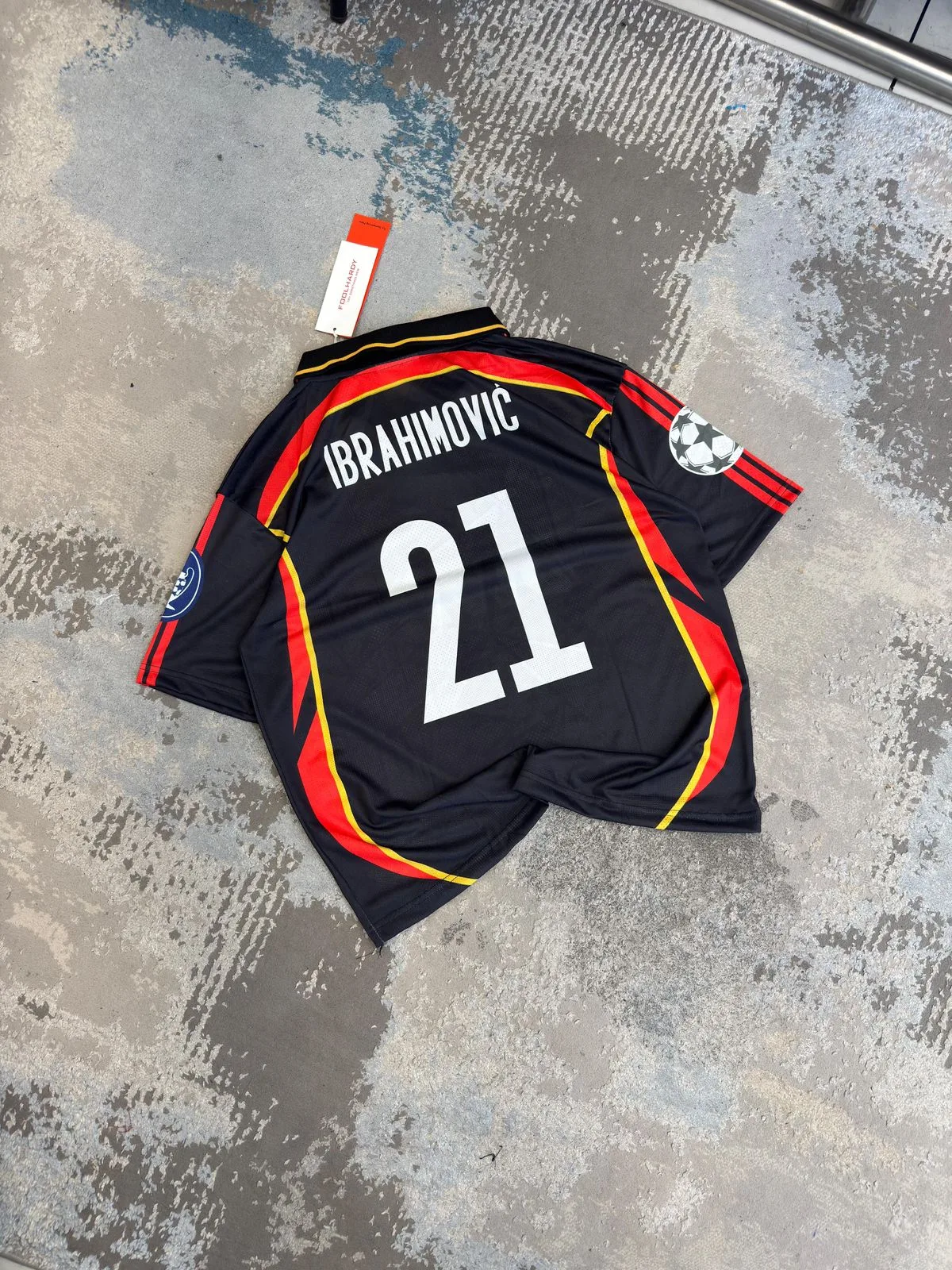 AC Milan 2006-07 Ibrahimovic Third Retro Jersey – photo 2
