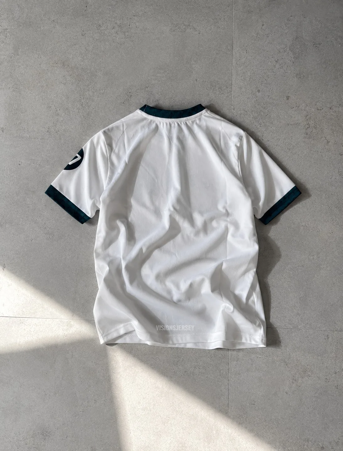 Real Madrid 2026-27 Plain Back Home Jersey – photo 2