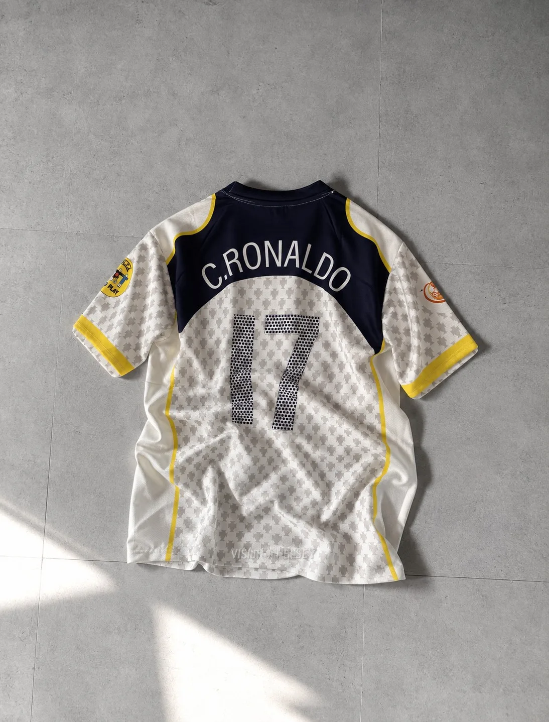 Ronaldo Portugal 2004-05 Best Cristiano Away Retro Jersey – photo 2