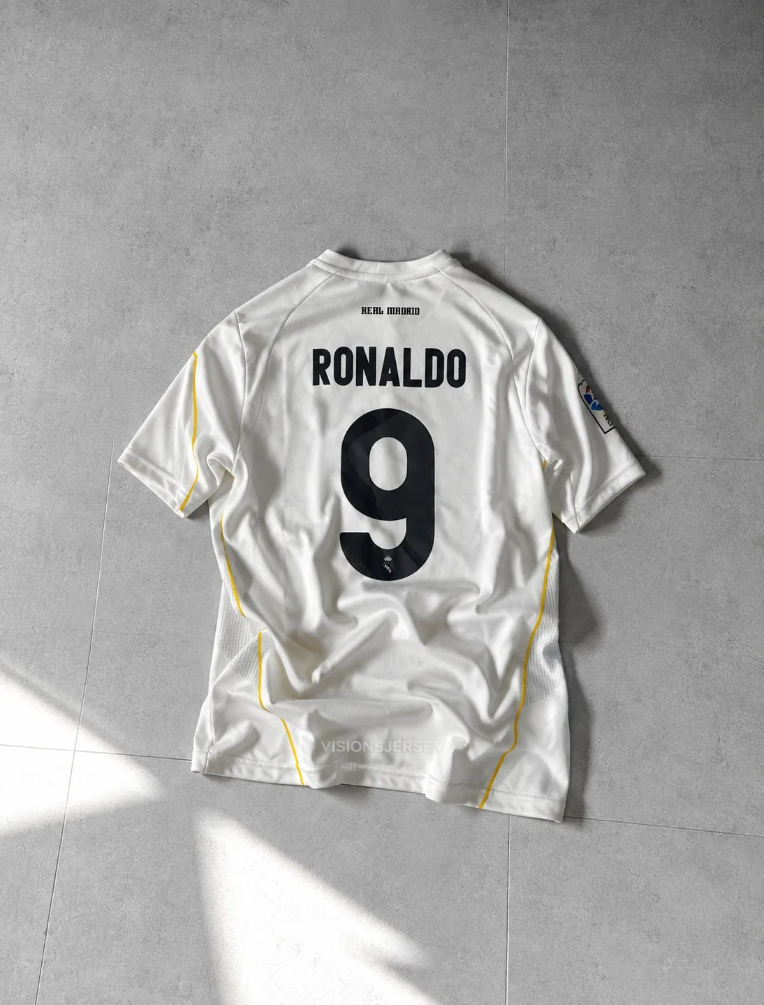 Ronaldo Real Madrid 2009-10 Home Retro Jersey – photo 2