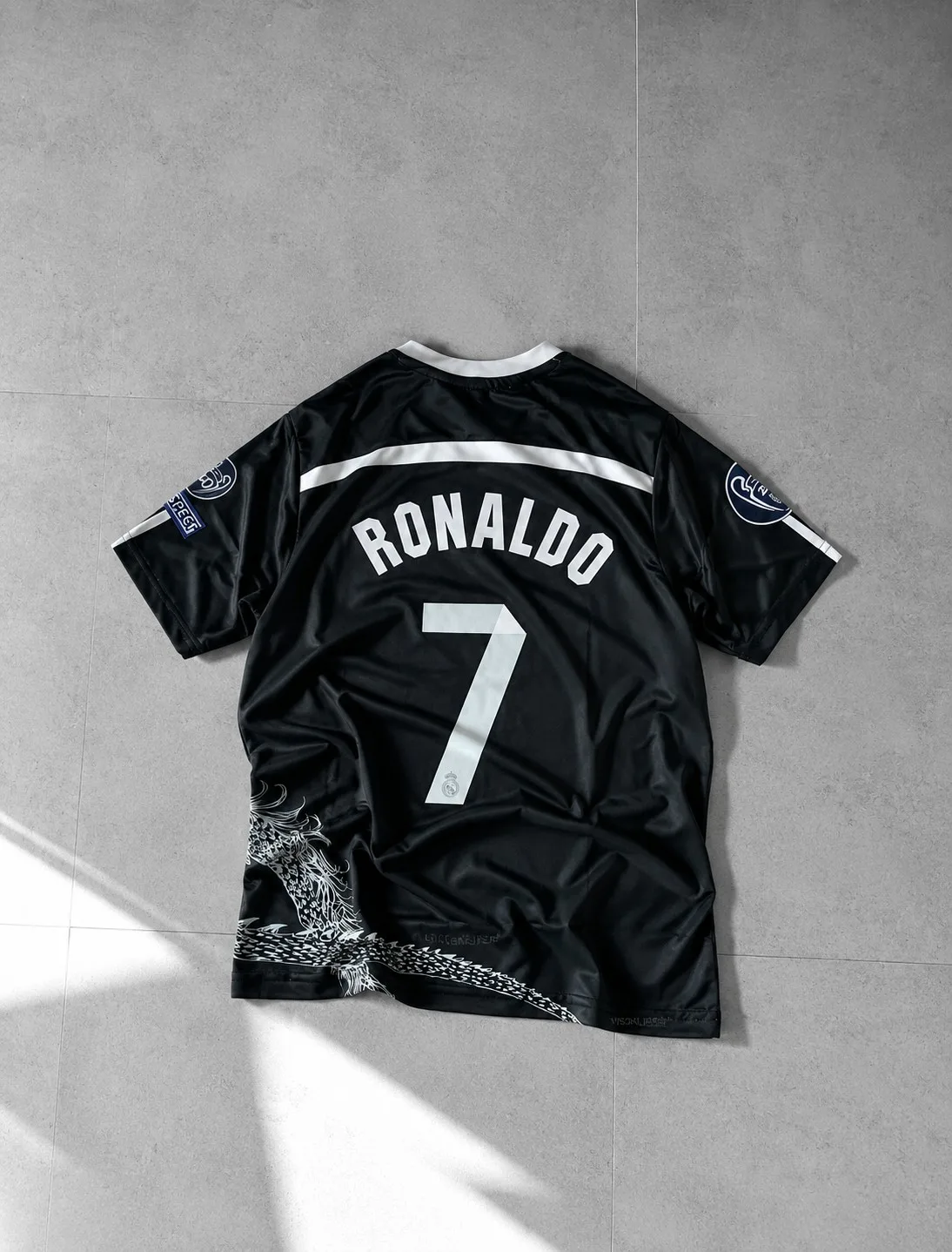 Ronaldo Real Madrid Dragon Edition Jersey – photo 2