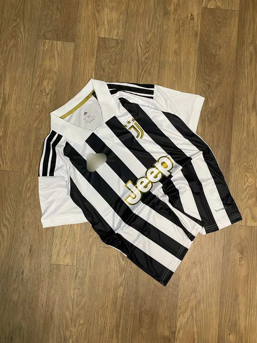 Juventus 2026-27 Home Jersey (Player Version)
